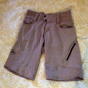 Flylow women's mountain bike shorts lavender size small